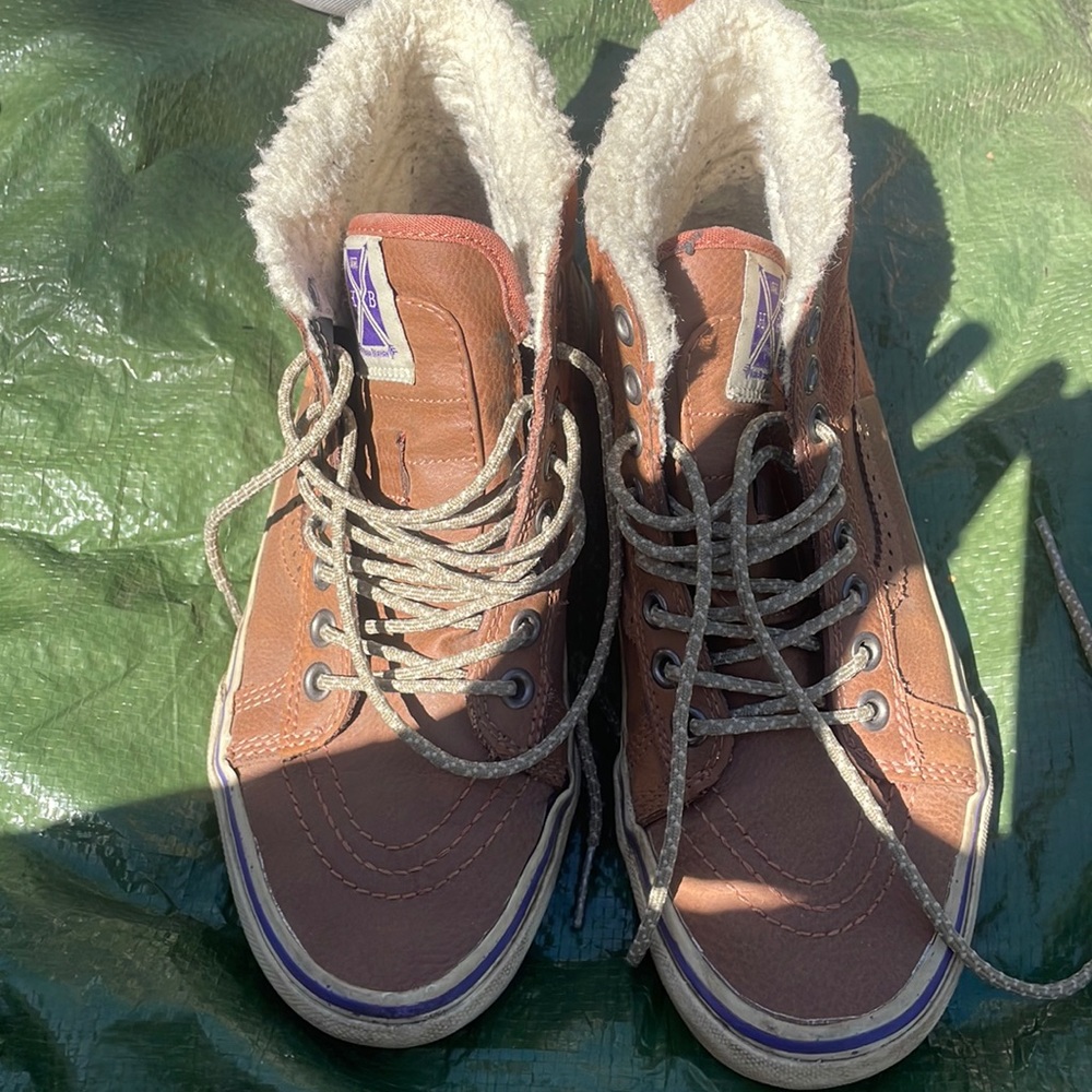 Vans MTN Edition